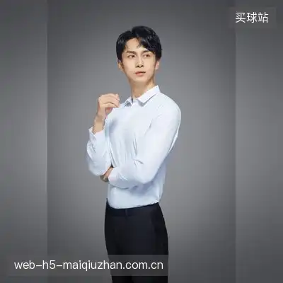 康月哲